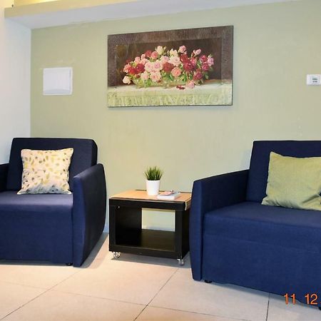 Quiet Apartment in Beit Safafa Jerusalem Exterior foto