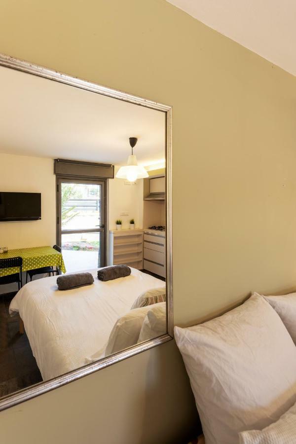 Quiet Apartment in Beit Safafa Jerusalem Exterior foto